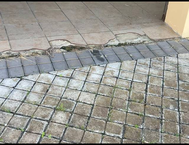 3 BEDROOM HOUSE FOR SALE IN DANA BAY